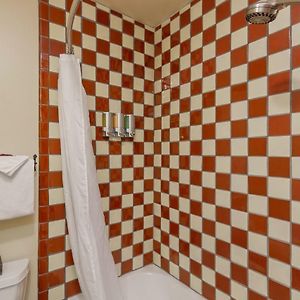 Queen Room Two Queen Beds Patio Pet-Friendly